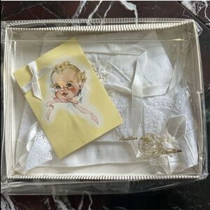 VINTAGE 1960s NASHARR BABY BONNET HANDKERCHIEF BRIDAL MAGIC HANKY CHRISTENING